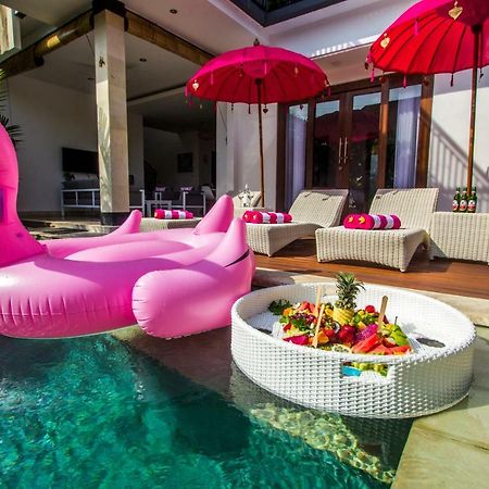 Villa Zakira Canggu Екстериор снимка