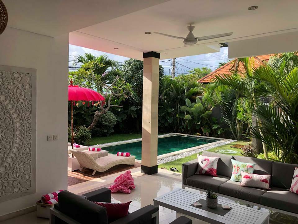 Villa Zakira Canggu Екстериор снимка